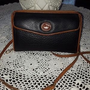 Vintage Dooney and Bourke Zip Along Purse
